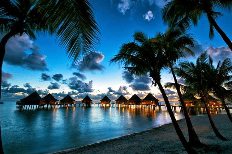  Tahiti romantic places