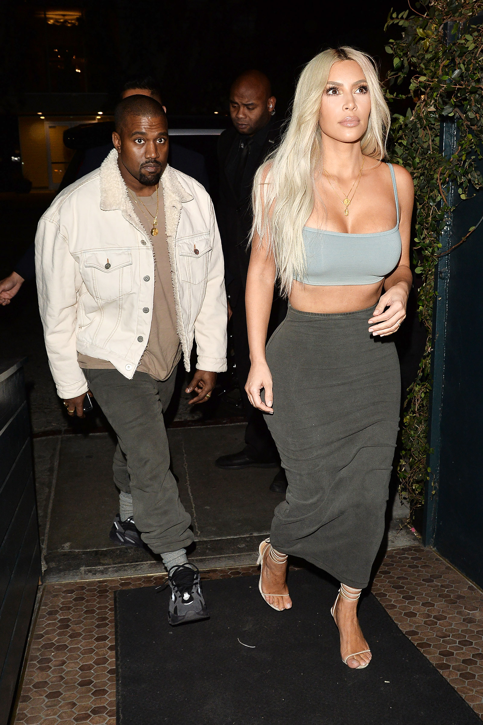 Things Between Kim Kardashian And Kanye West Hollywoodgossip