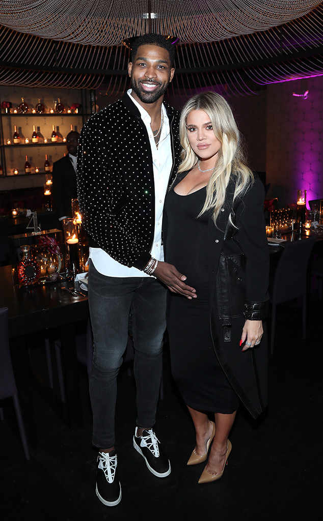 Khloe Kardashian Attended A Tristan Thompson Game After The Cheating Scandal Hollywoodgossip